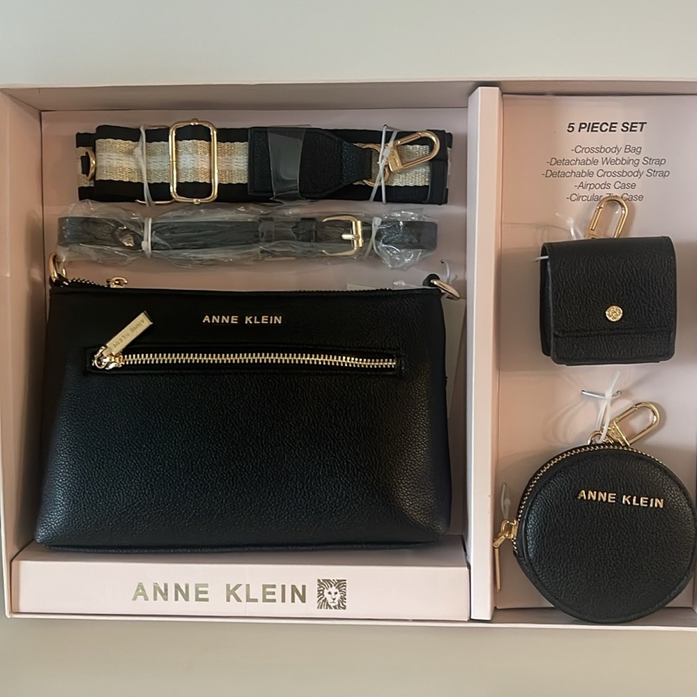 Anne Klein Purse 5 Piece Gift Set, Black NIB